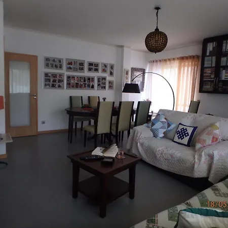 Quarto Privado Na Casa Da Andreia * São Martinho do Porto